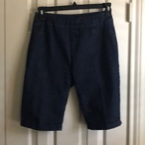 Soft Surroundings Women Shorts. XS